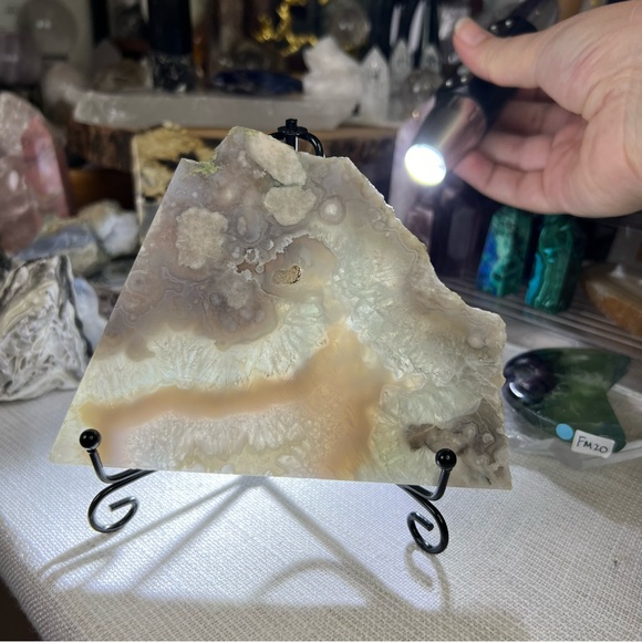 Green quartz flower agate slab - Picture 8 of 8